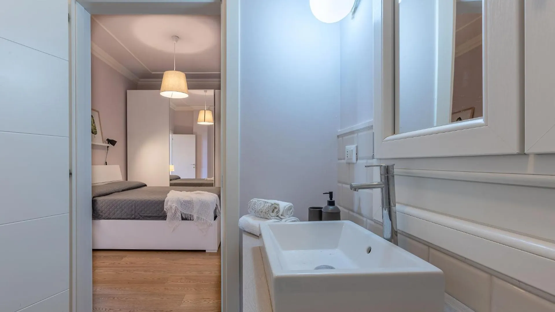 Bolo Stay Central Apartment ボローニャ 0*,  イタリア